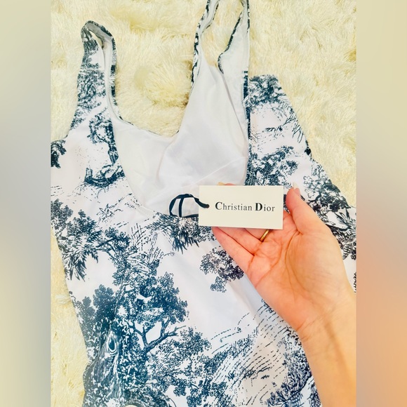 Brand new one piece swimming suit - Picture 4 of 4